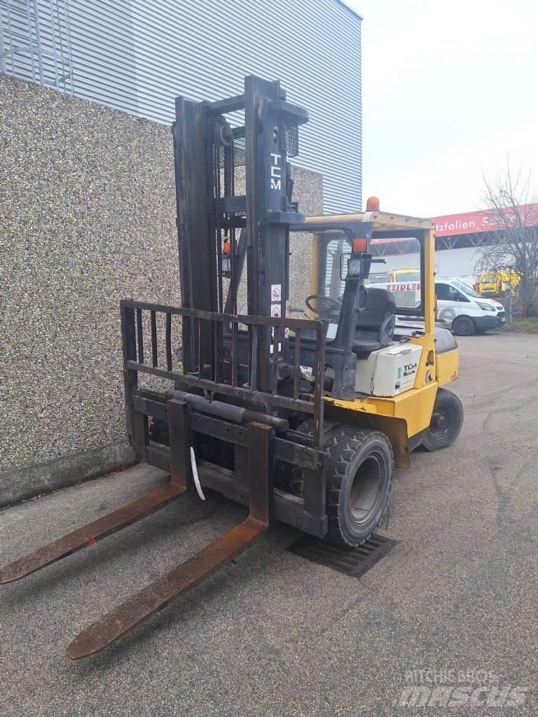 TCM FD40Z7 Dieselstapler