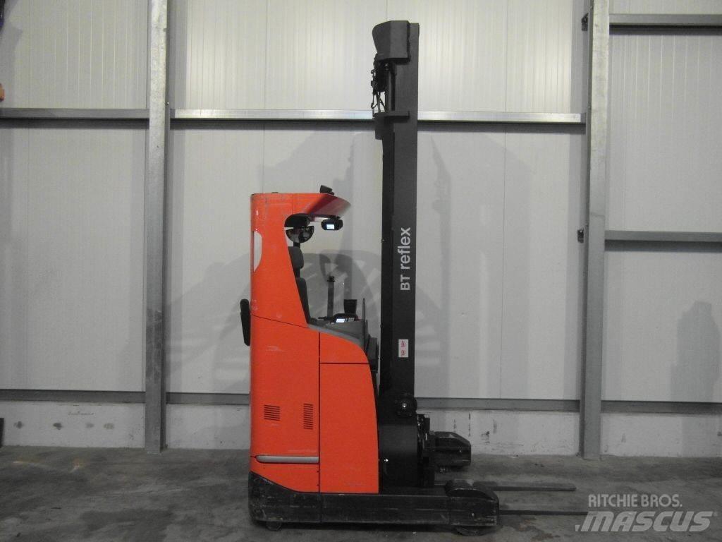 BT RRE140E Schubmaststapler