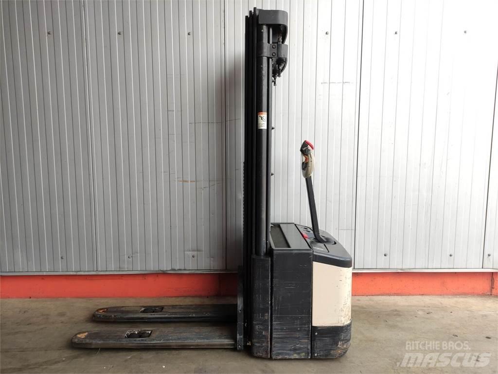 Crown WE2300-1.6-TT Deichselstapler
