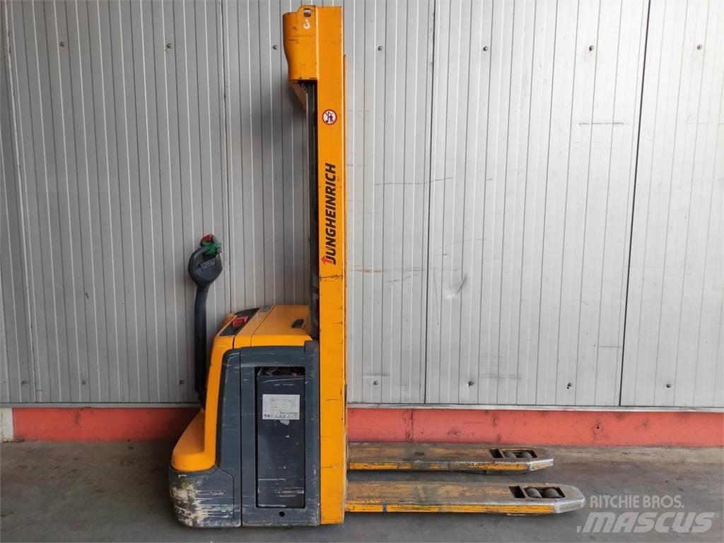 Jungheinrich EJC 212 Z Deichselstapler