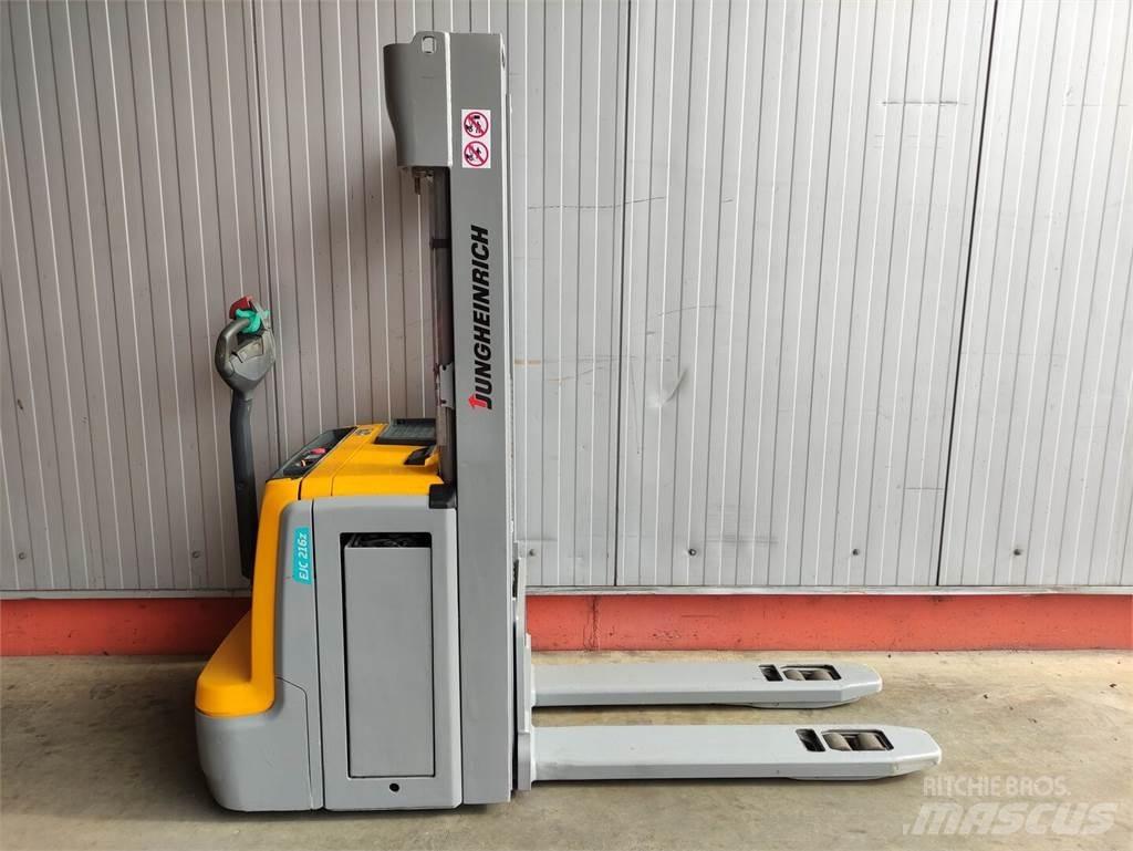 Jungheinrich EJC216z Deichselstapler