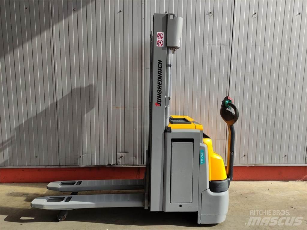 Jungheinrich EJC216z Deichselstapler