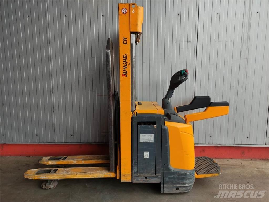 Jungheinrich ERC 214 Z Deichselstapler