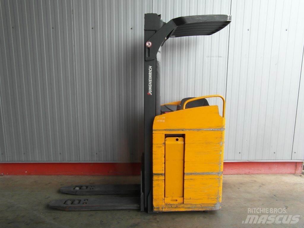 Jungheinrich ESC216-Z Selbstfahrstapler