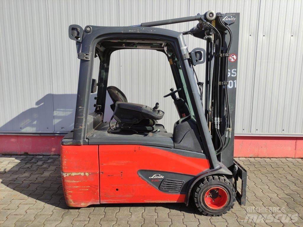 Linde E20L-02-386 Elektrostapler