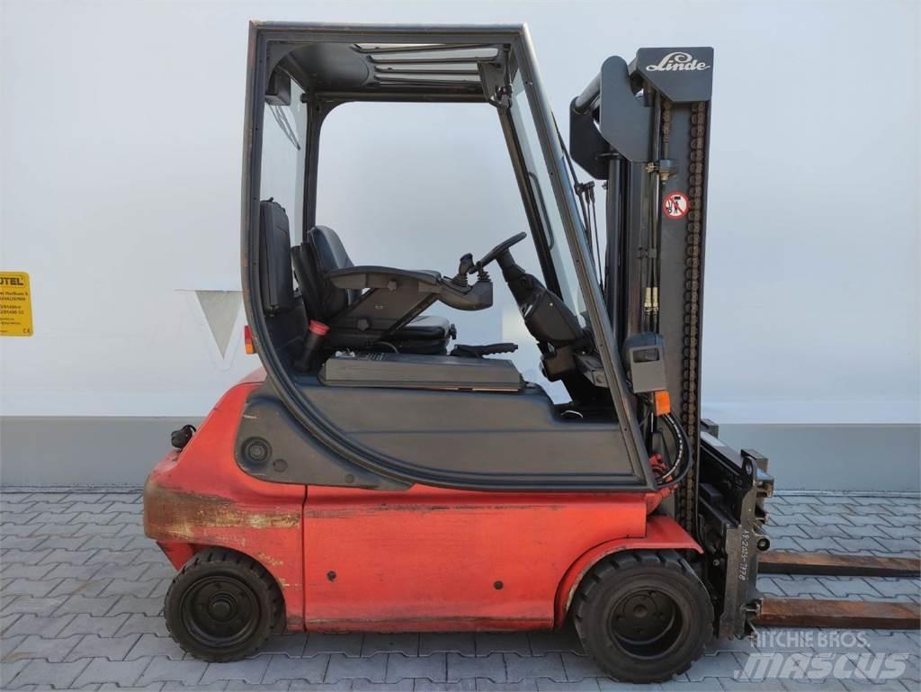 Linde E20P-02-335 Elektrostapler