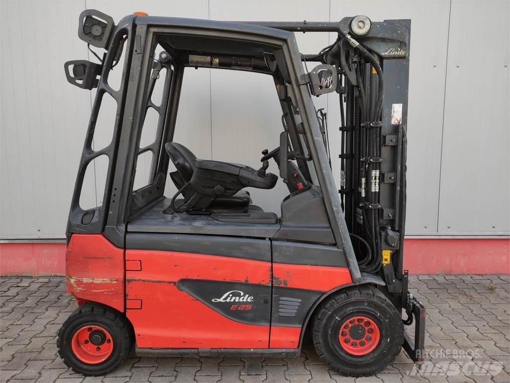 Linde E25-01-387 Elektrostapler