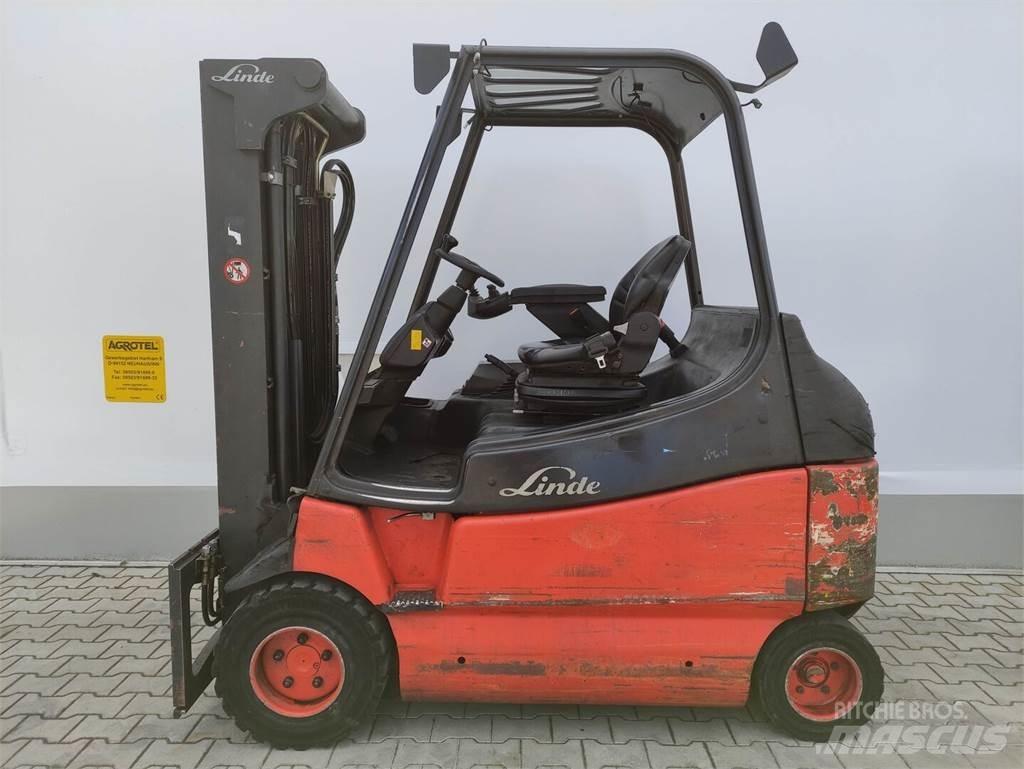 Linde E30/03/600-336 Elektrostapler