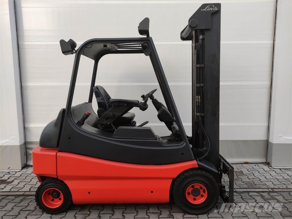 Linde E30-336-03 (LACK NEU) Elektrostapler