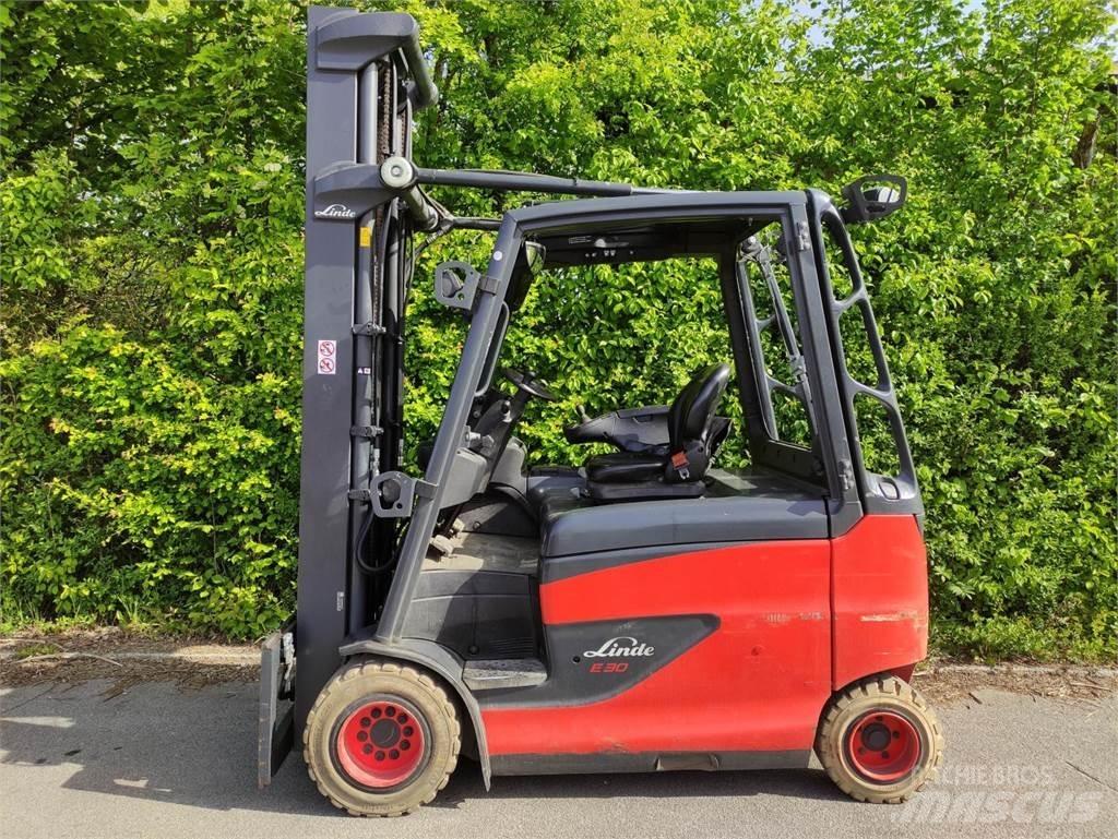 Linde E30HL-01/600-387 Elektrostapler