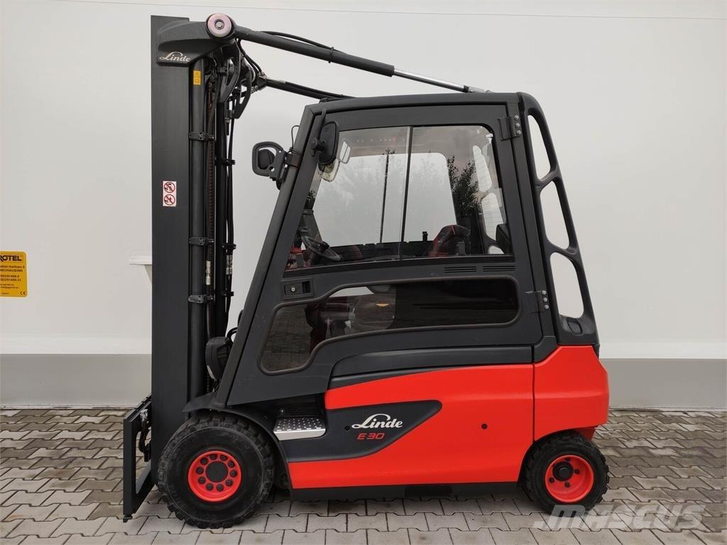 Linde E30L/387 (LACK NEU) Elektrostapler