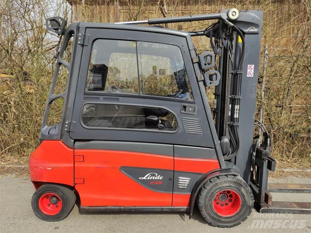 Linde E35L-01-387 Elektrostapler