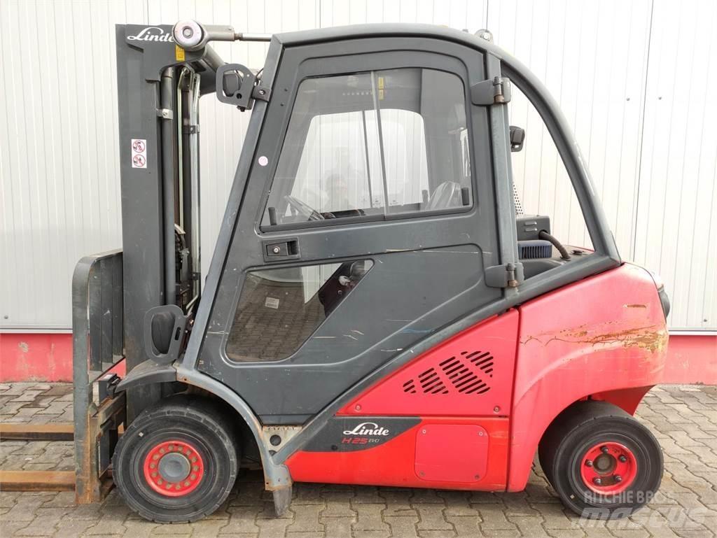 Linde H25D-02-392/EVO Dieselstapler
