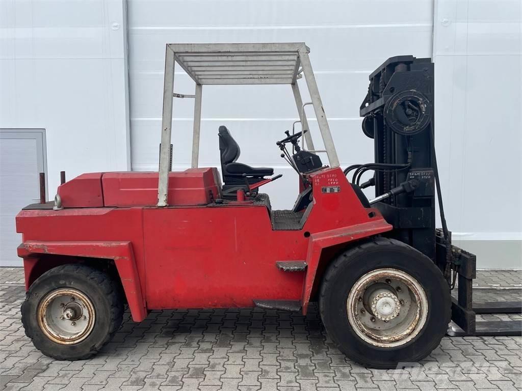  O&amp;K V80 Dieselstapler