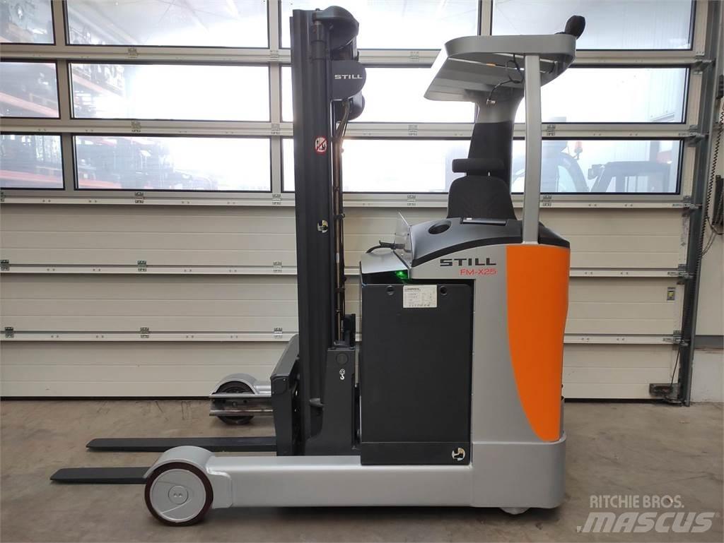 Still FM-X-25 (LACK NEU) Schubmaststapler