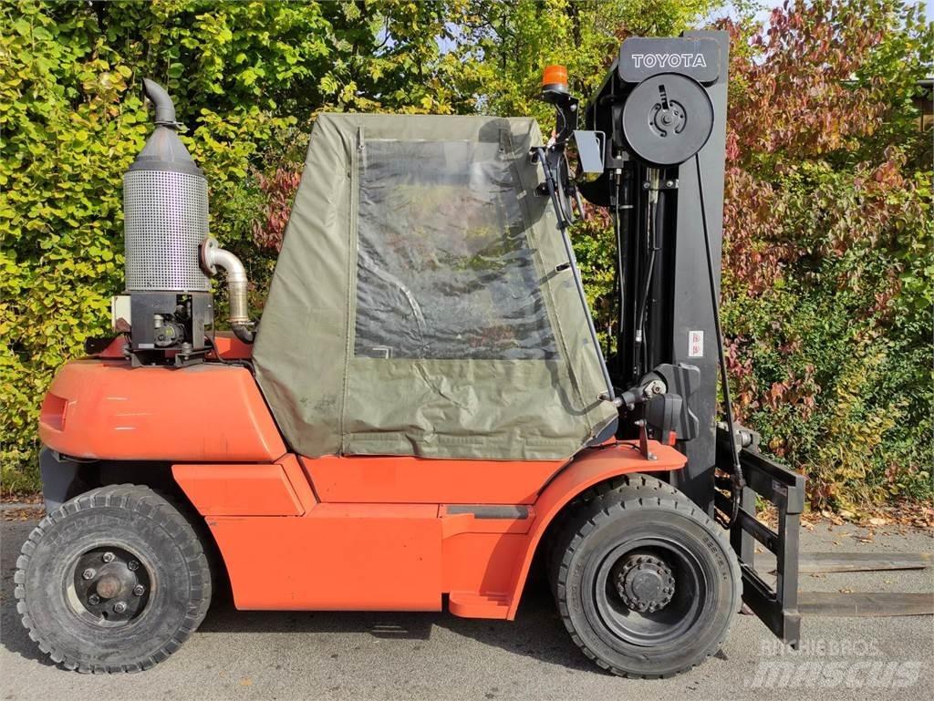 Toyota 50-5FD60 Dieselstapler