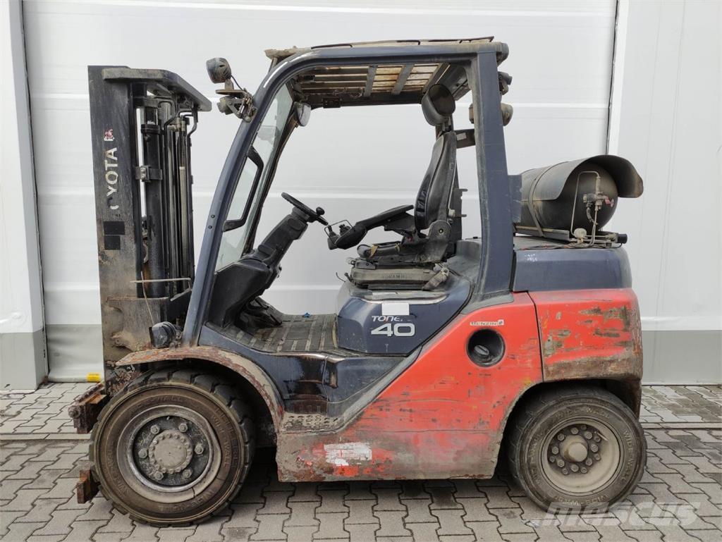 Toyota 8FG35N Gasstapler
