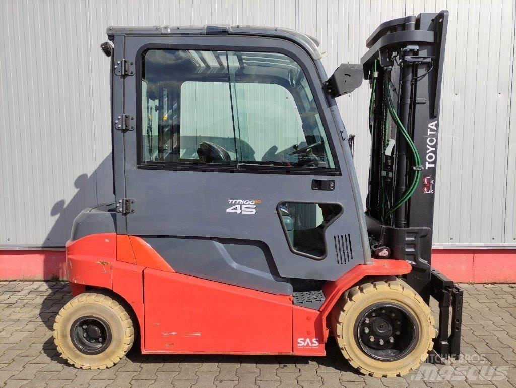 Toyota Traigo 80-8FBMT45 Elektrostapler
