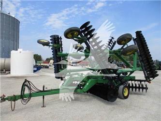 John Deere 630