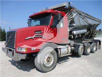 Volvo BM VHD64B200