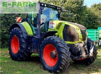 CLAAS axion 830