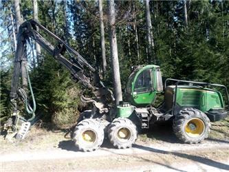 John Deere 1270 E