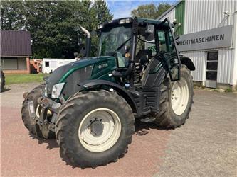 Valtra N143