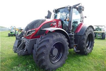 Valtra T235D