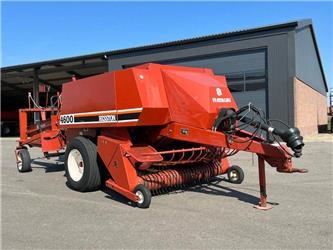 Hesston 4600