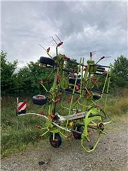 CLAAS Volto 900