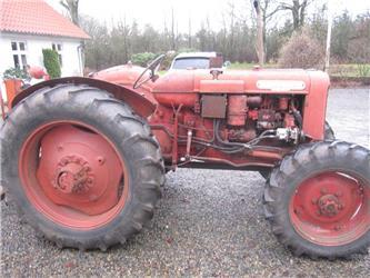 Nuffield DM4 4WD