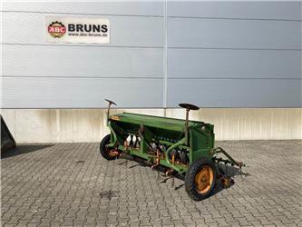 Amazone D7