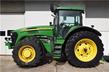 John Deere 7820