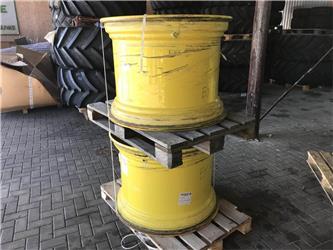 John Deere 25x34