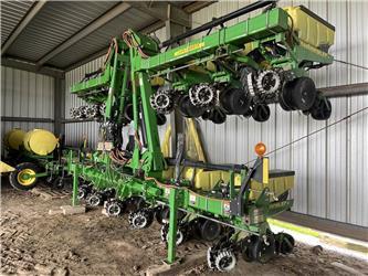 John Deere 1720