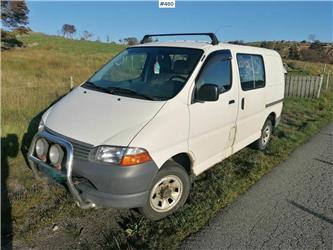 Toyota Hiace 4WD