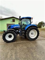 New Holland T7.210 Auto Command mit Frontzapfwelle