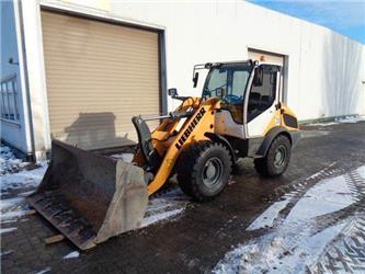 Liebherr L 508 C inkl. Gabel &amp; Schaufel