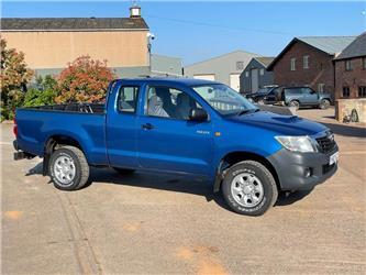 Toyota Hi-Lux Extra Cab