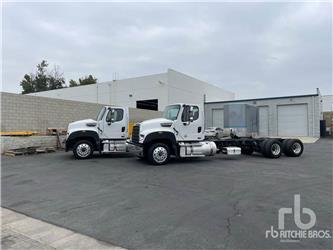 Freightliner 114SD