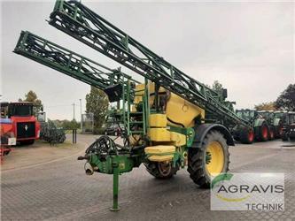 John Deere 840