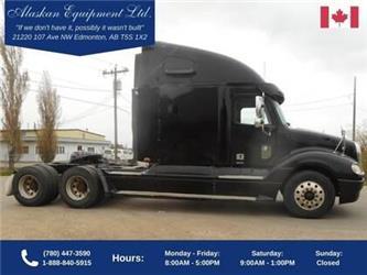 Freightliner Columbia 120 Sleeper Truck Tractor