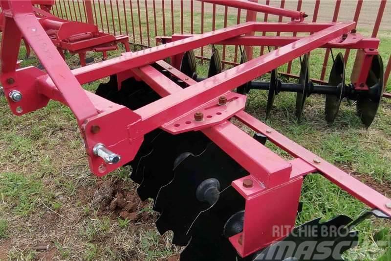  Other Mounted 16 Disc Harrow (8X8) Andere Fahrzeuge