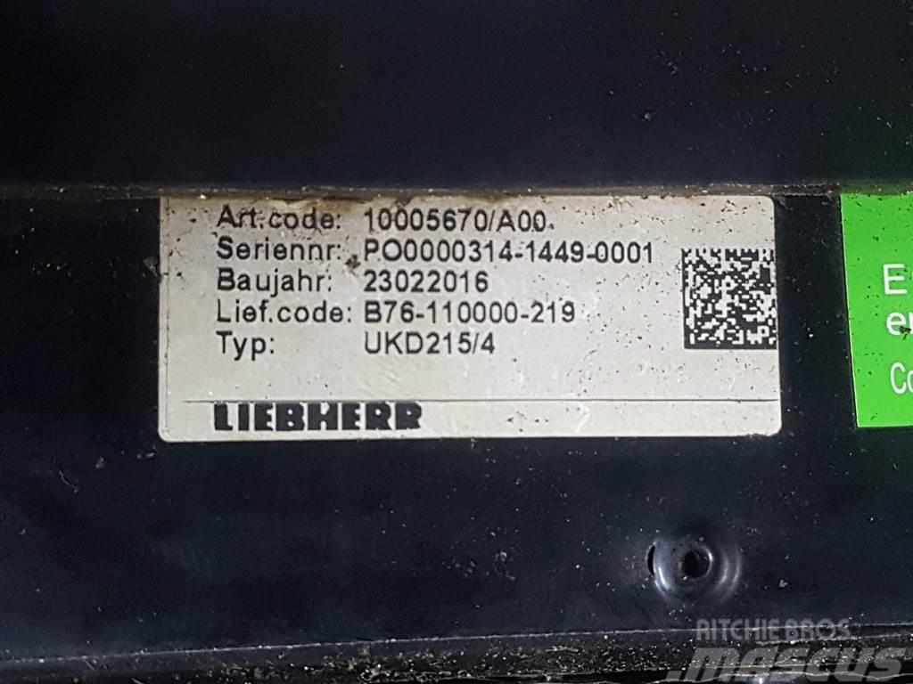 Liebherr A934C-10005670-UKD215/4-Airco condenser/Koeler Chassis