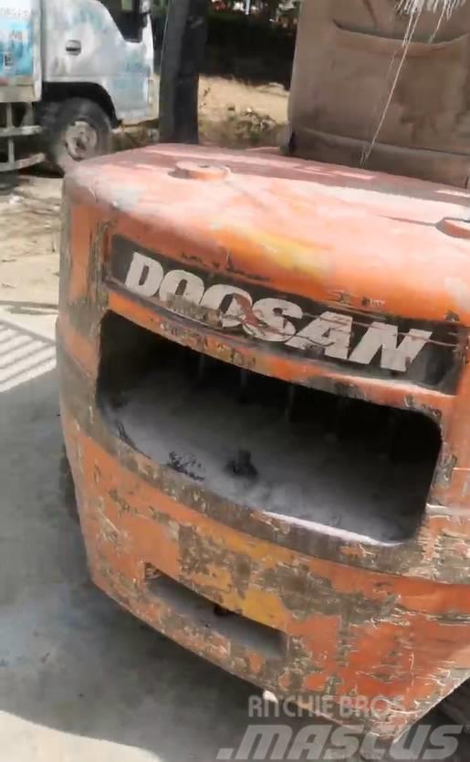 Doosan D30S Dieselstapler
