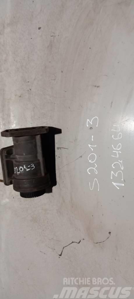 Scania R144.530 main brake valve 1324664 Bremsen