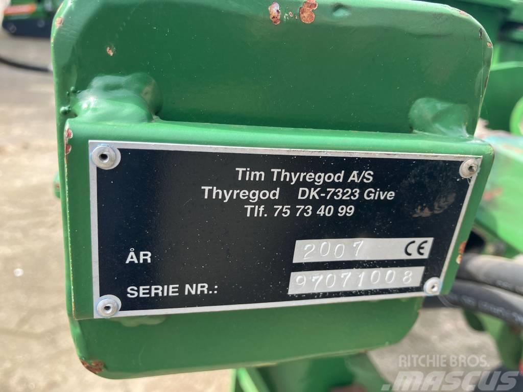 Thyregod TVR-12 Hackfruchtkultivator