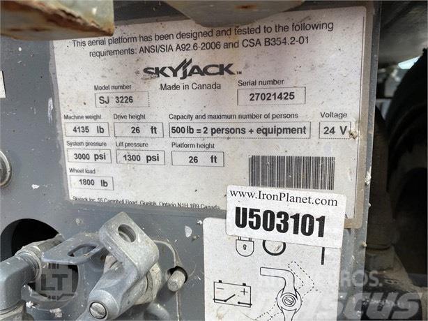 SkyJack SJ III 3226 Scheren-Arbeitsbühnen