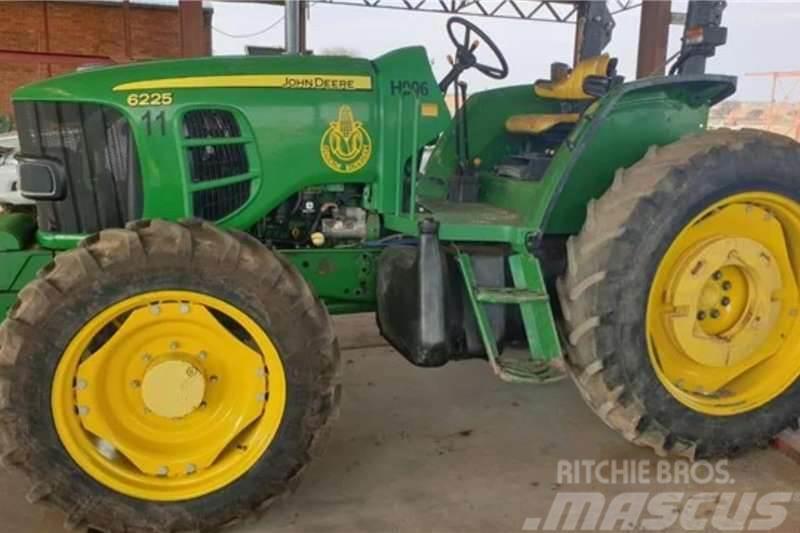 John Deere 6225 Traktoren