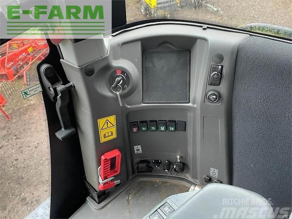 CLAAS xerion 4200 trac vc TRAC VC Traktoren
